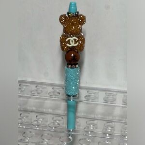 Beadable pen